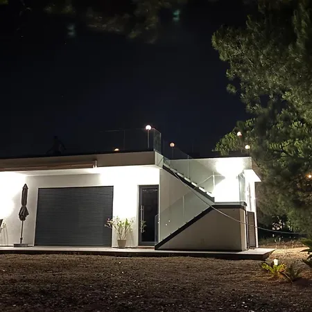 Maison Neuve De Plein Pied Vale De Lobo De 60m2 Pres Des Plages * 발도로보
