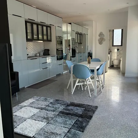 Maison Neuve De Plein Pied Vale De Lobo De 60m2 Pres Des Plages